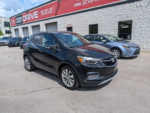 Used 2017 Buick Encore Essence FWD image 1