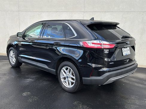 Certified 2022 Ford Edge SEL image 4