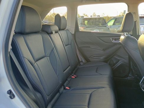 Used 2019 Subaru Forester Limited w/ Popular Package #3 image 21