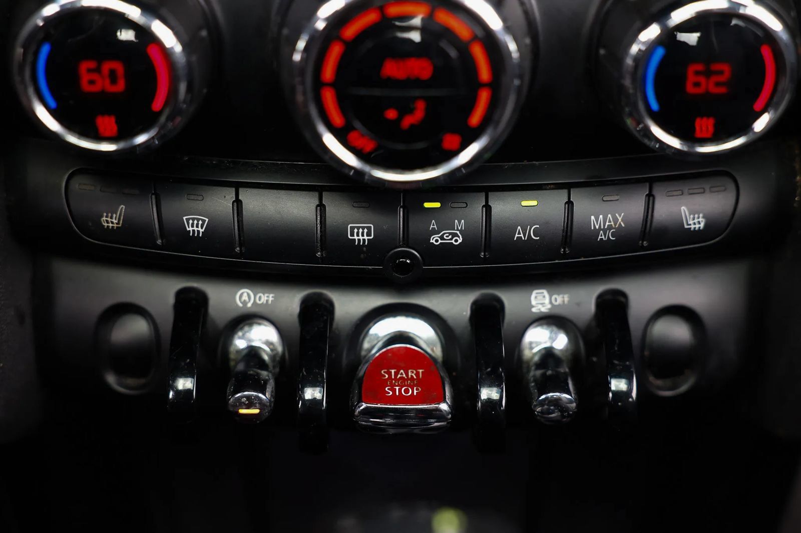 Used 2014 MINI Cooper S FWD image 32