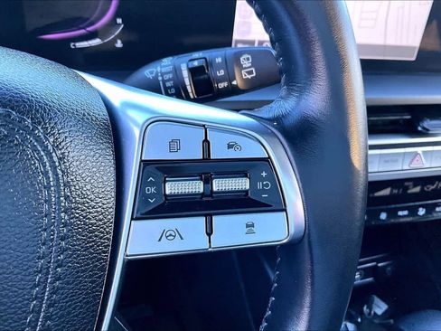 Used 2023 Kia Telluride LX image 22