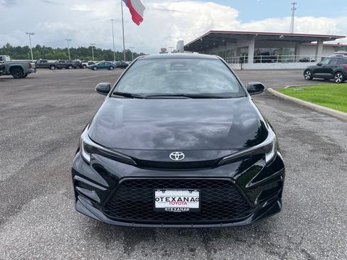 New 2026 Toyota Corolla SE FWD image 2