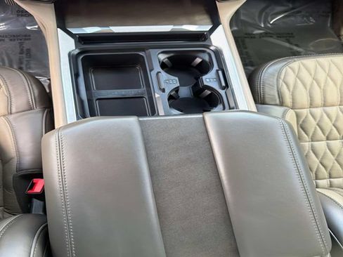 Used 2025 Ford F350 Platinum w/ Platinum Plus Package AWD/4WD image 22