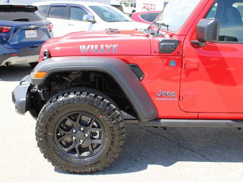New 2025 Jeep Wrangler Willys 4xe image 9