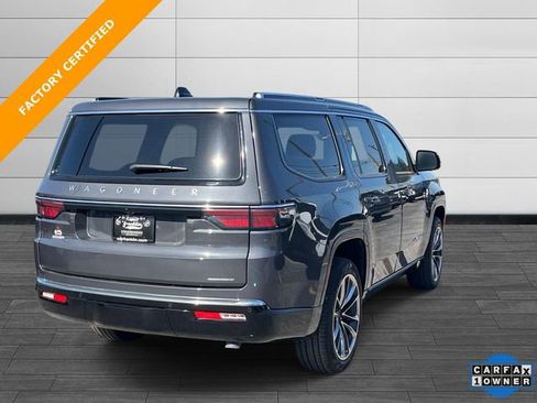 Certified 2024 Jeep Wagoneer Series III w/ Premium Group I AWD/4WD image 4