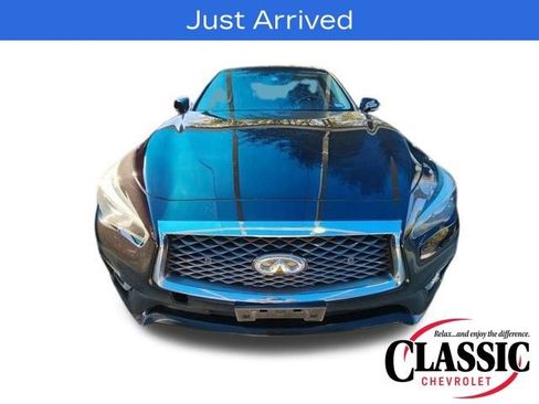 Used 2018 INFINITI Q50 Luxe w/ Sensory Package (Luxe) image 3