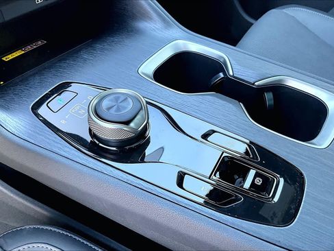 New 2026 Lexus RZ 350e Premium image 11