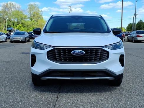 Certified 2023 Ford Escape Active AWD/4WD image 2