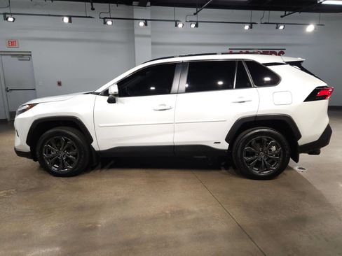 Used 2024 Toyota RAV4 XLE Premium AWD/4WD image 4