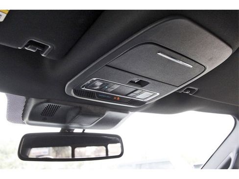 Used 2022 Ford F150 Lariat w/ Equipment Group 502A High image 21