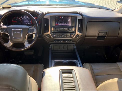 Used 2016 GMC Sierra 2500 Denali w/ Duramax Plus Package image 15