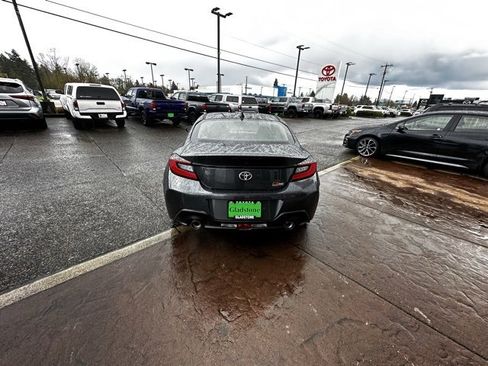 New 2025 Toyota GR86 image 4