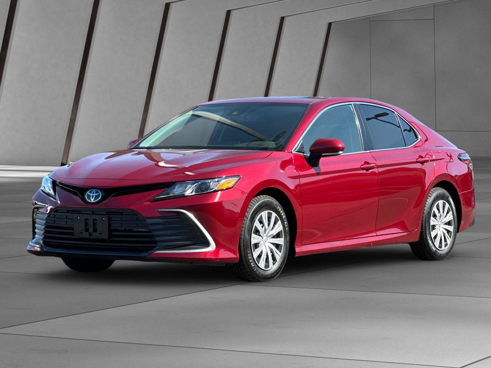 Used 2022 Toyota Camry LE w/ Audio Upgrade Package FWD image 8