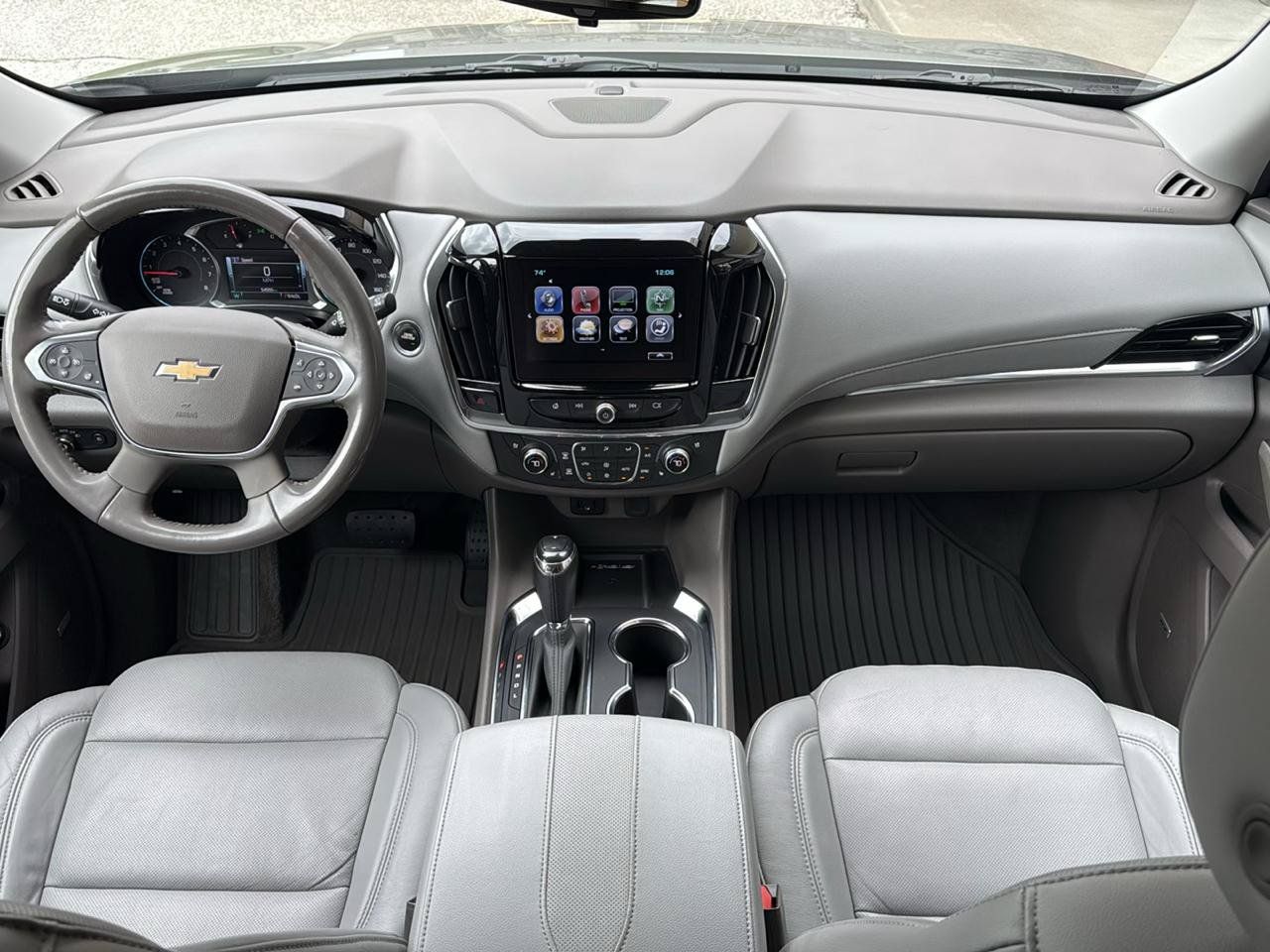 Used 2019 Chevrolet Traverse Premier FWD image 6