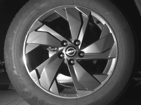 Used 2025 Nissan Rogue SV FWD image 27