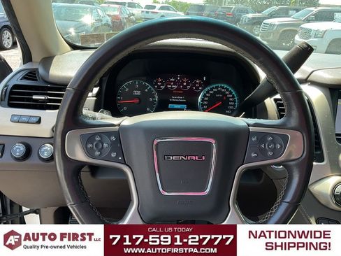 Used 2019 GMC Yukon Denali w/ Denali Ultimate Package AWD/4WD image 28