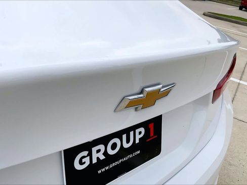 Used 2023 Chevrolet Malibu LT FWD image 30