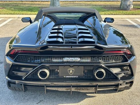 Used 2020 Lamborghini Huracan EVO image 33