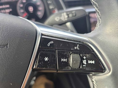 Used 2024 Audi A6 Premium Plus w/ Premium Plus Package image 33