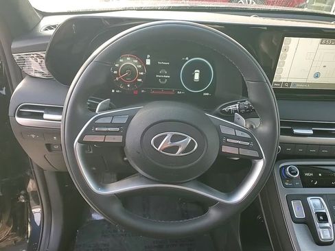 Certified 2025 Hyundai Palisade Calligraphy image 15