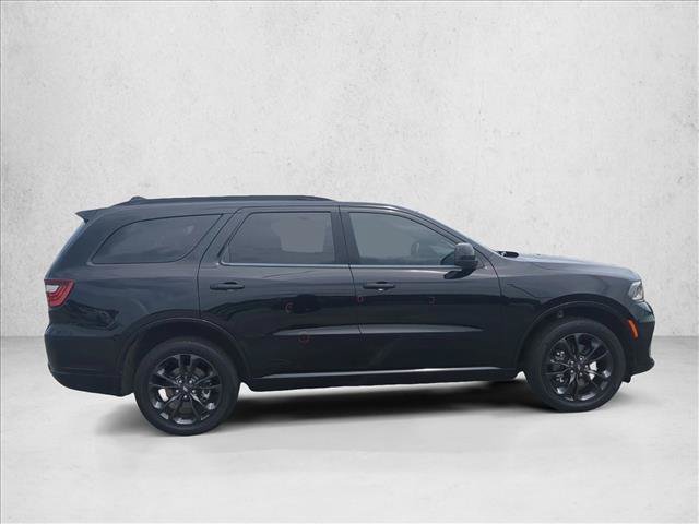 Used 2023 Dodge Durango SXT w/ SXT Blacktop Group AWD/4WD image 4