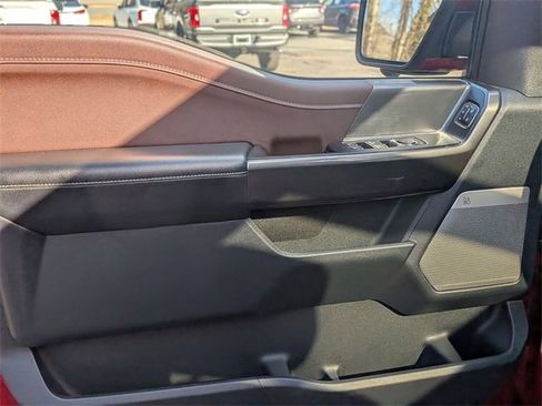 Used 2022 Ford F150 Lariat w/ Equipment Group 502A High image 13