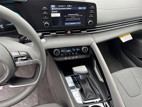 New 2026 Hyundai Elantra Blue image 27