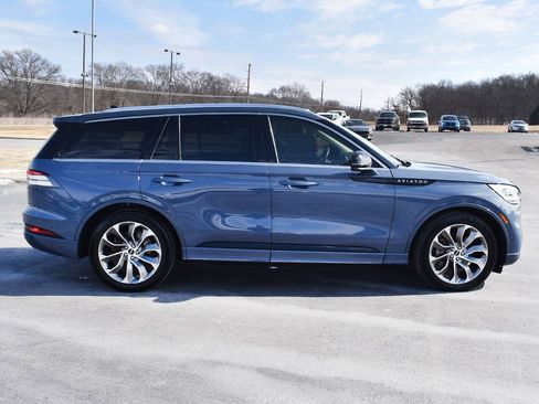 Used 2021 Lincoln Aviator Grand Touring w/ Equipment Group 301A image 15