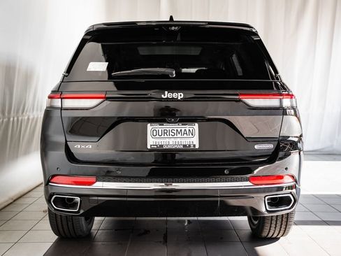 New 2025 Jeep Grand Cherokee Overland image 5