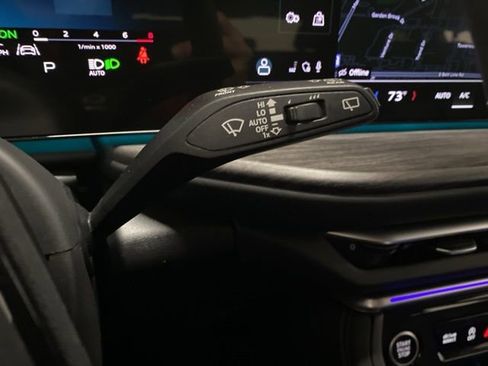 Used 2025 Audi Q5 Premium w/ Convenience Package image 39