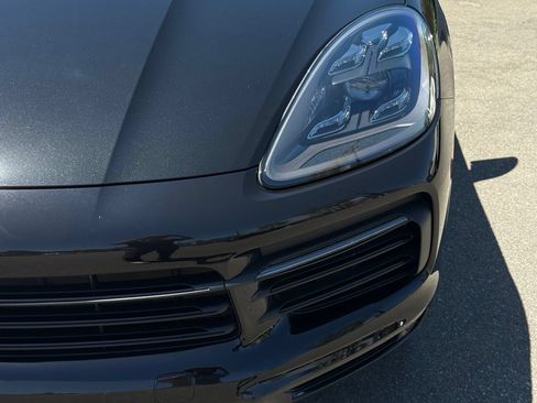 Certified 2023 Porsche Cayenne S AWD/4WD image 11