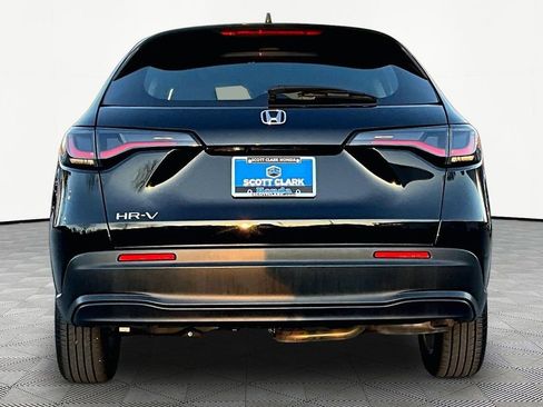 Used 2025 Honda HR-V LX image 7