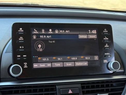 Certified 2018 Honda Accord EX image 22