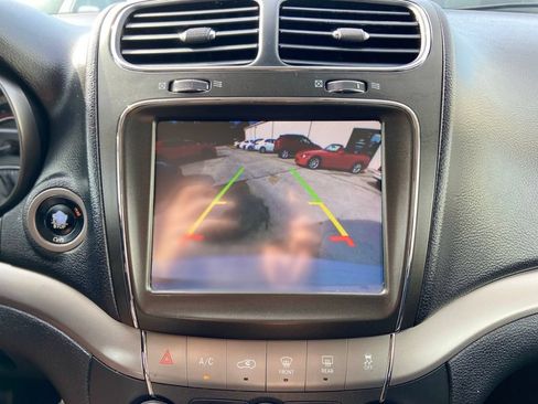 Used 2017 Dodge Journey Crossroad FWD image 34