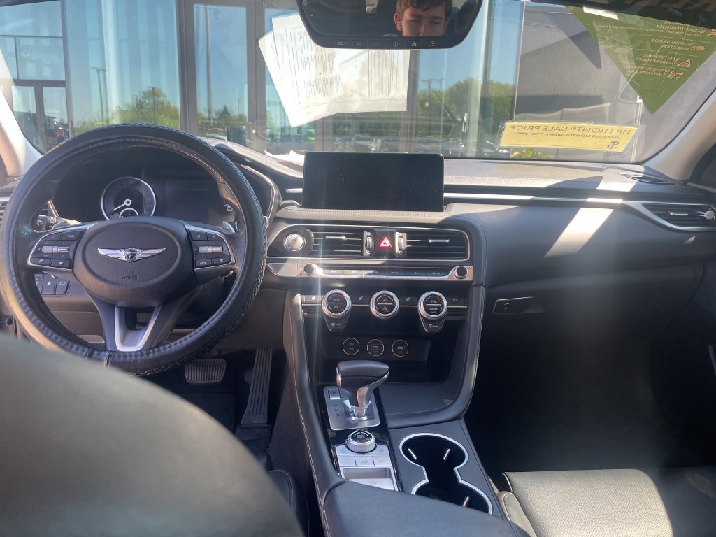 Used 2023 Genesis G70 2.0T AWD/4WD image 15