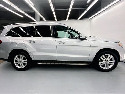 Used 2019 Mercedes-Benz GLS 450 4MATIC image 5