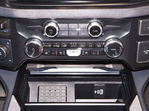 Certified 2026 Ford F350 Platinum AWD/4WD image 37