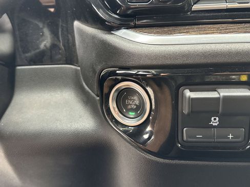 Used 2025 GMC Sierra 3500 SLE w/ SLE Value Package image 24