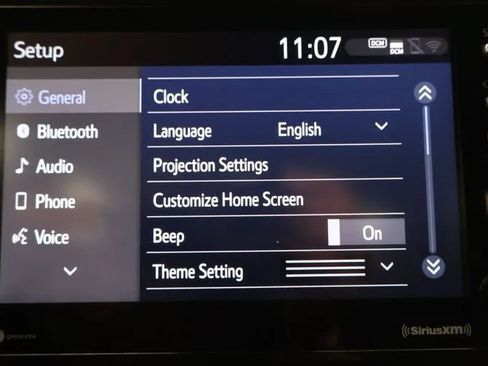 Used 2021 Toyota C-HR XLE FWD image 31