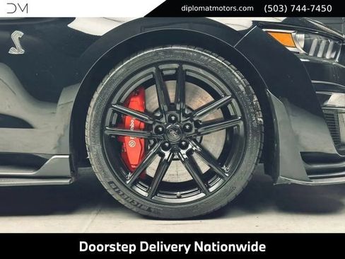 Used 2022 Ford Mustang Shelby GT500 w/ Technology Package RWD image 40