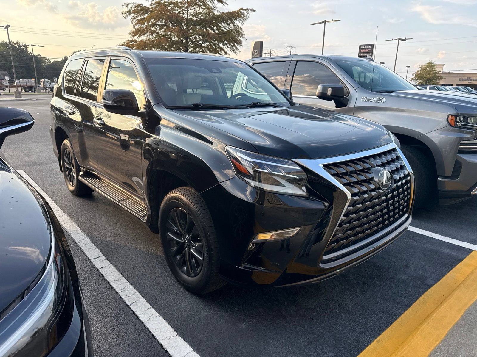 Used 2023 Lexus GX 460 Premium AWD/4WD image 1