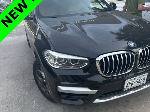 Used 2021 BMW X3 xDrive30i w/ Premium Package image 3