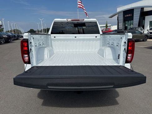New 2026 GMC Sierra 1500 Elevation image 29