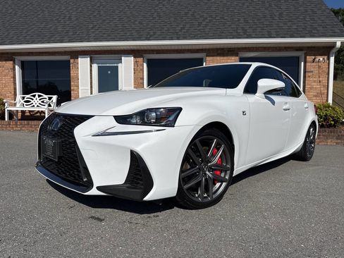 Used 2019 Lexus IS 350 F Sport w/ F Sport Package RWD image 2