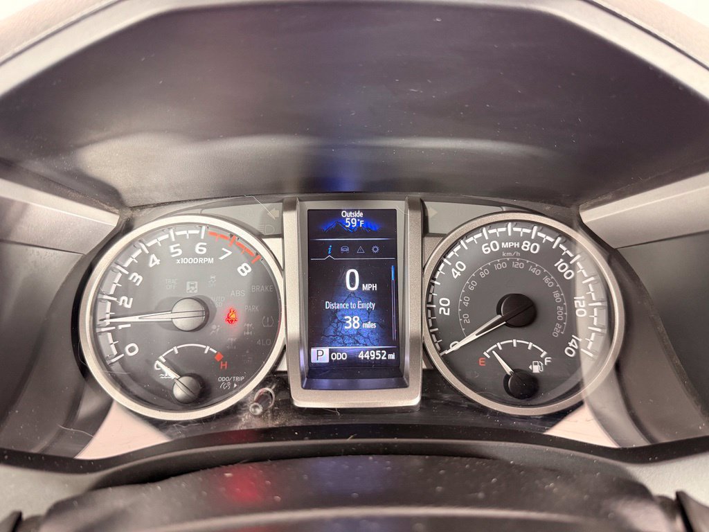 Certified 2023 Toyota Tacoma SR5 AWD/4WD image 28