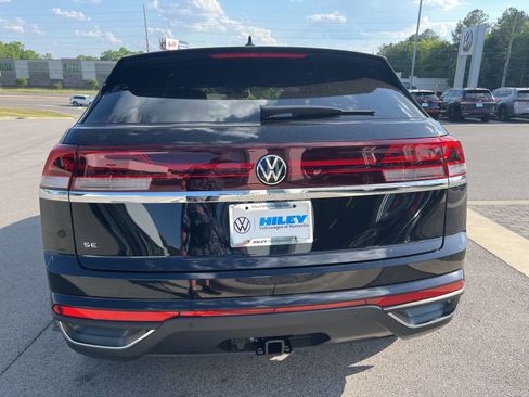 New 2026 Volkswagen Atlas Cross Sport SE FWD image 4