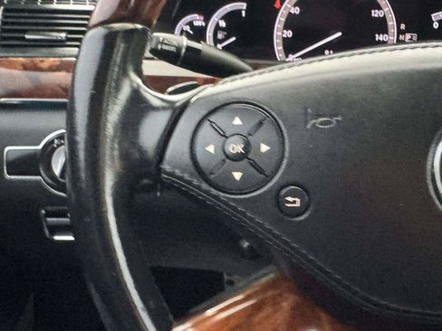 Used 2013 Mercedes-Benz S 550 image 25