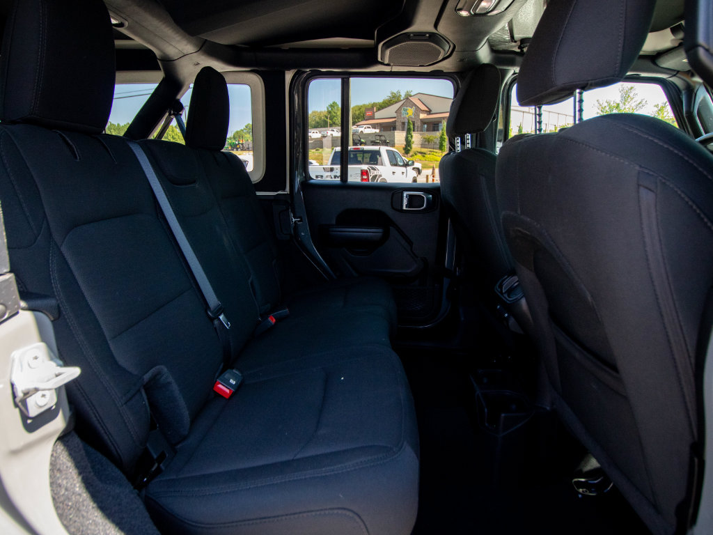 Used 2021 Jeep Wrangler Unlimited Sport AWD/4WD image 17