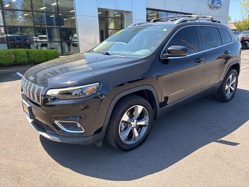 Used 2019 Jeep Cherokee Limited AWD/4WD image 4