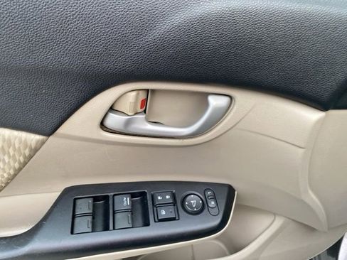 Used 2015 Honda Civic LX image 18